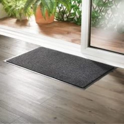 B&M Dirt Grabber Doormat 40 X 60cm - Grey