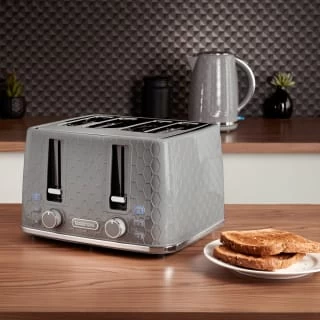 Goodmans Textured 4 Slice Toaster - Grey 3 Goodmans Textured 4 Slice Toaster - Grey - Image 3